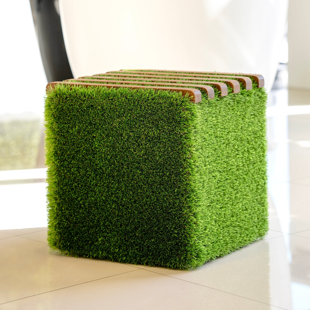 Walnut Wood Turf Cube